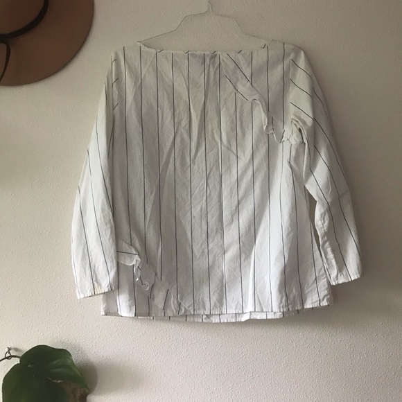 Banana Republic Blouse - Picture 3 of 8